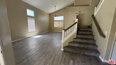 9465 Nickellaus Court photo 2