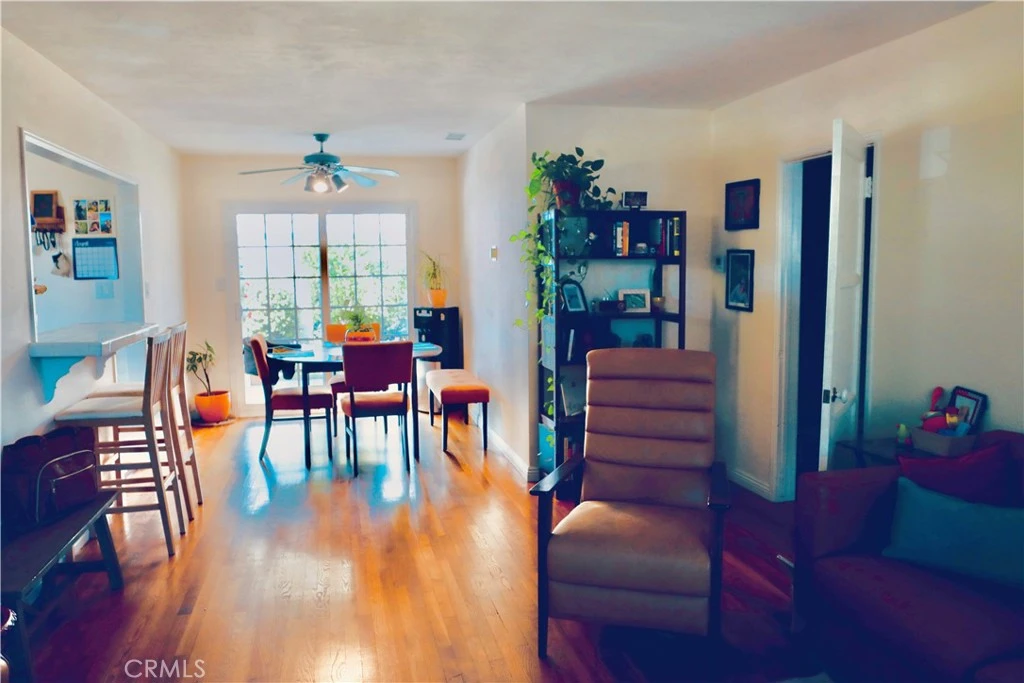 Interior 3