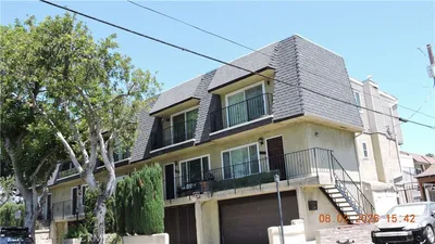 1140 N Lamer photo 2