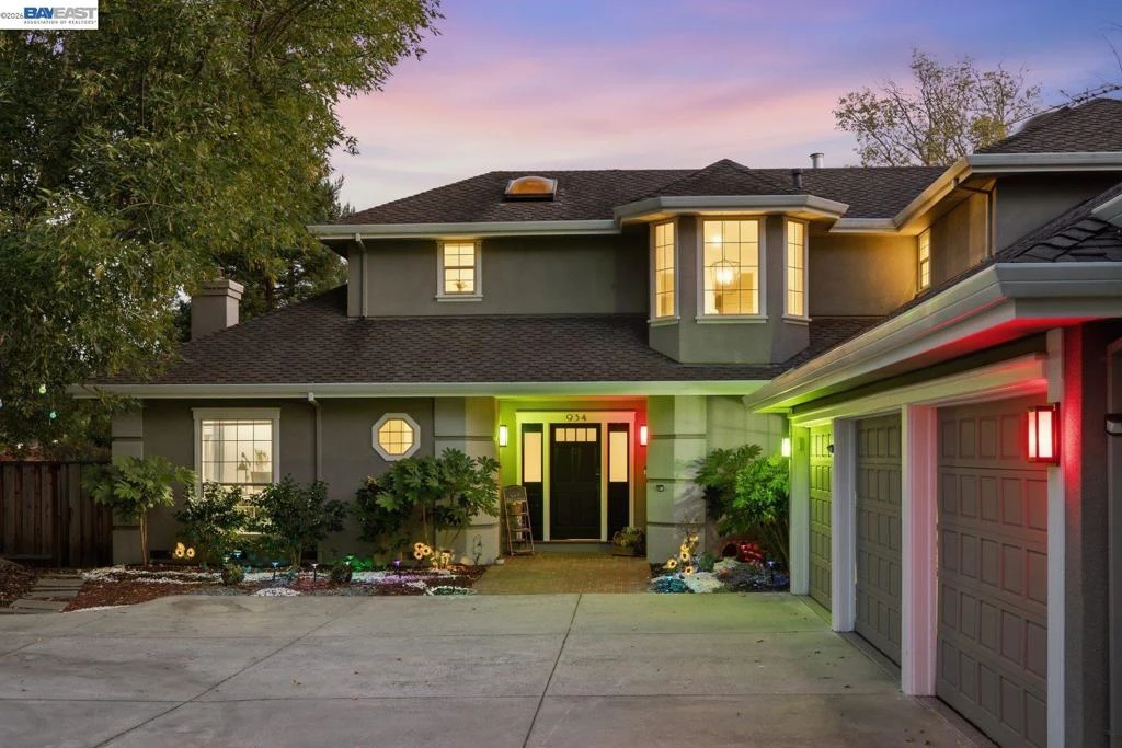 Interior 2