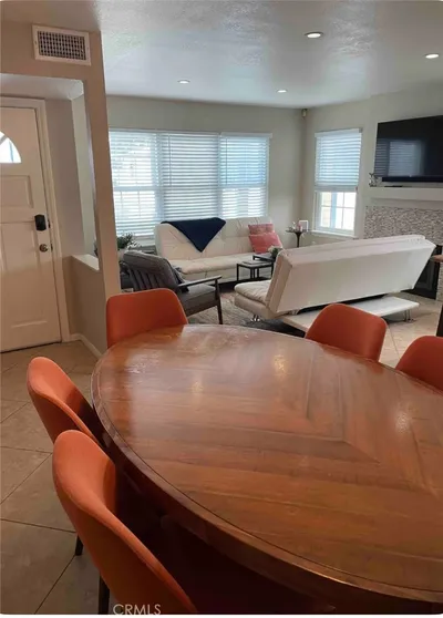 816 Isthmus Court photo 2