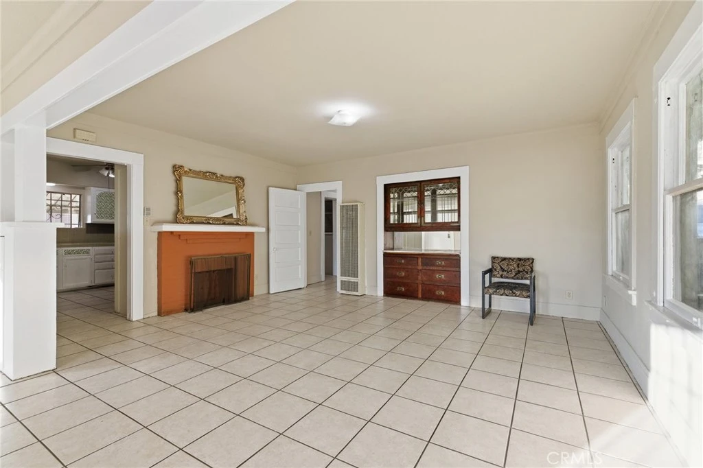 Interior 2