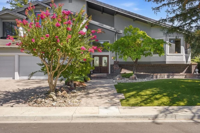 1667 Glenrock Court