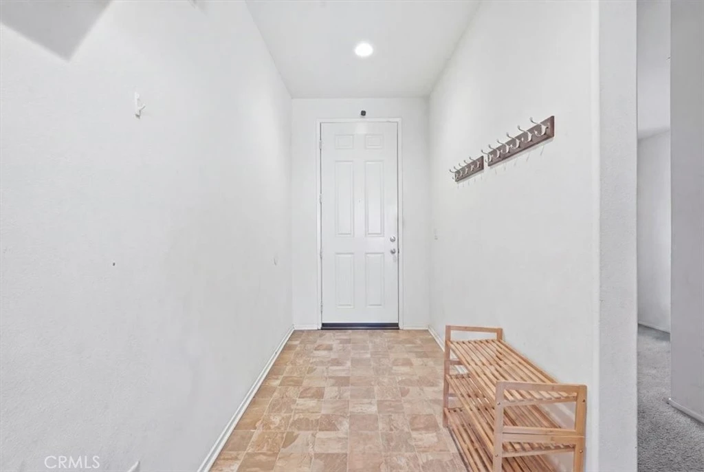 Interior 3