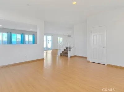 15995 Yosemite St photo 2