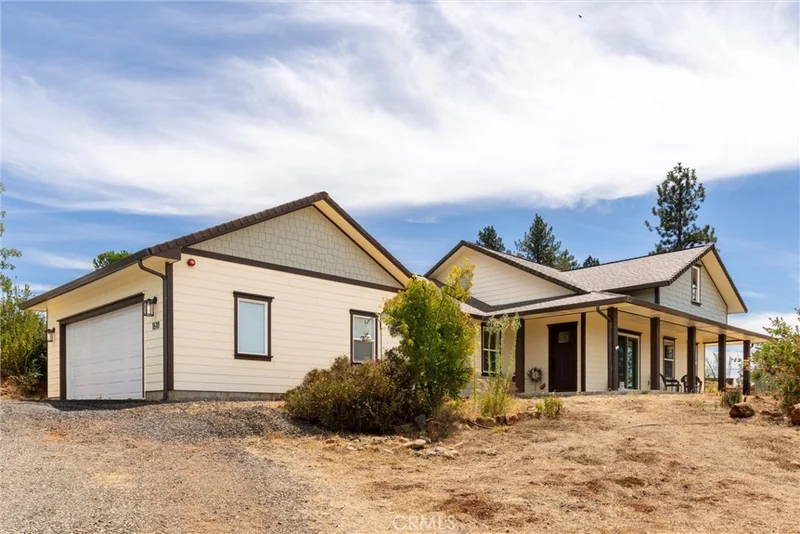 1610 Louie Lane