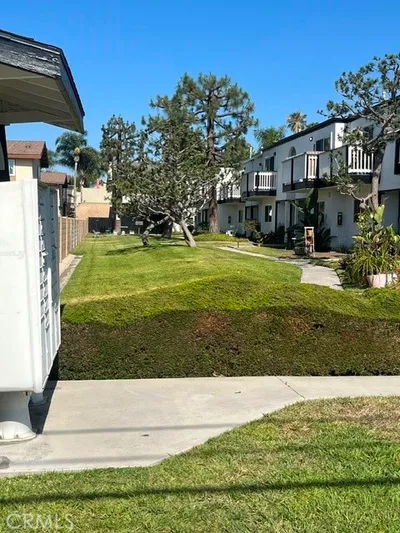 17692 Cameron Lane 102 photo 2
