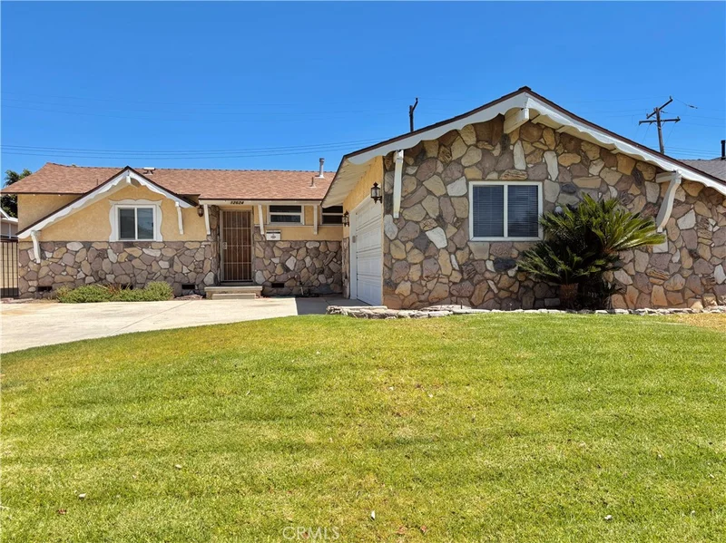 Photo 2 of 12624 Tanfield Drive