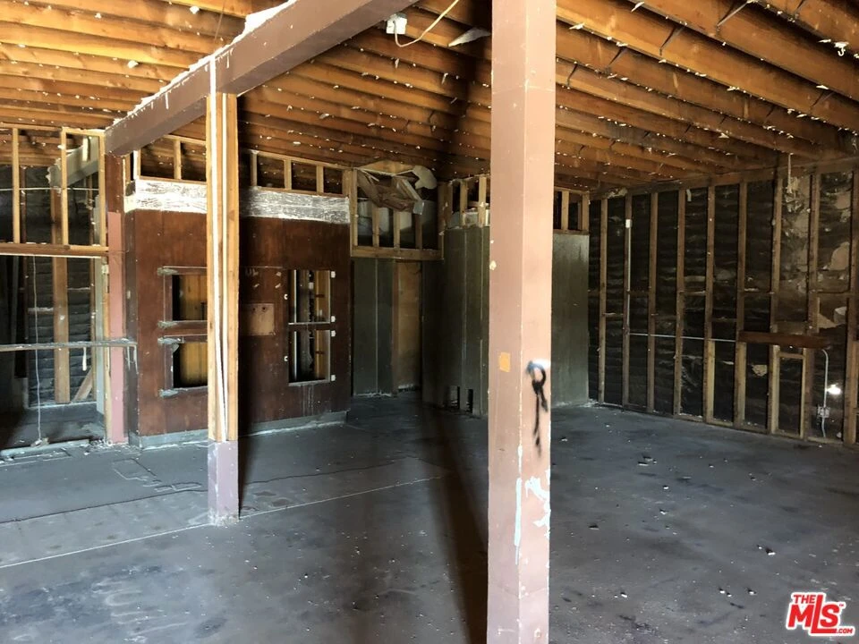 Interior 2