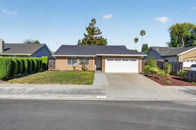 6092 Vincent Court