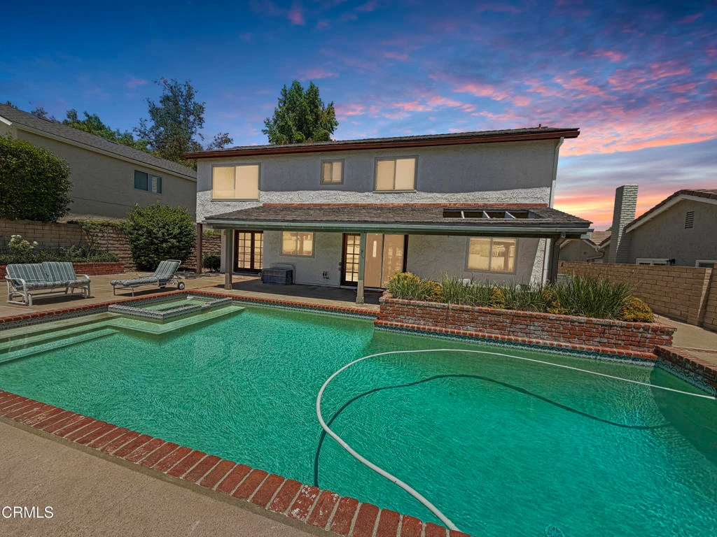 Interior 3