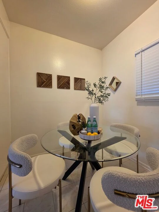 Interior 2
