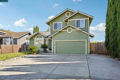 1007 Valley Oak Way photo 2