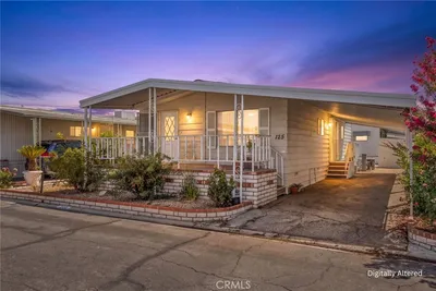 2205 W Acacia Avenue 125 photo 2