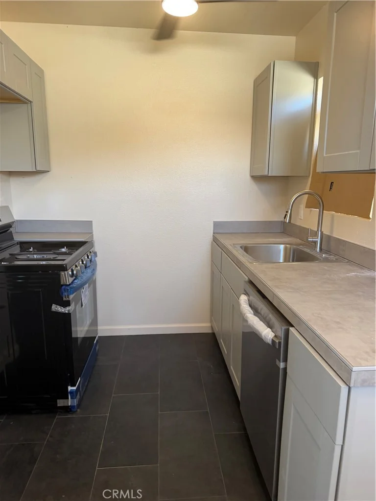 66730 1 st C photo 2