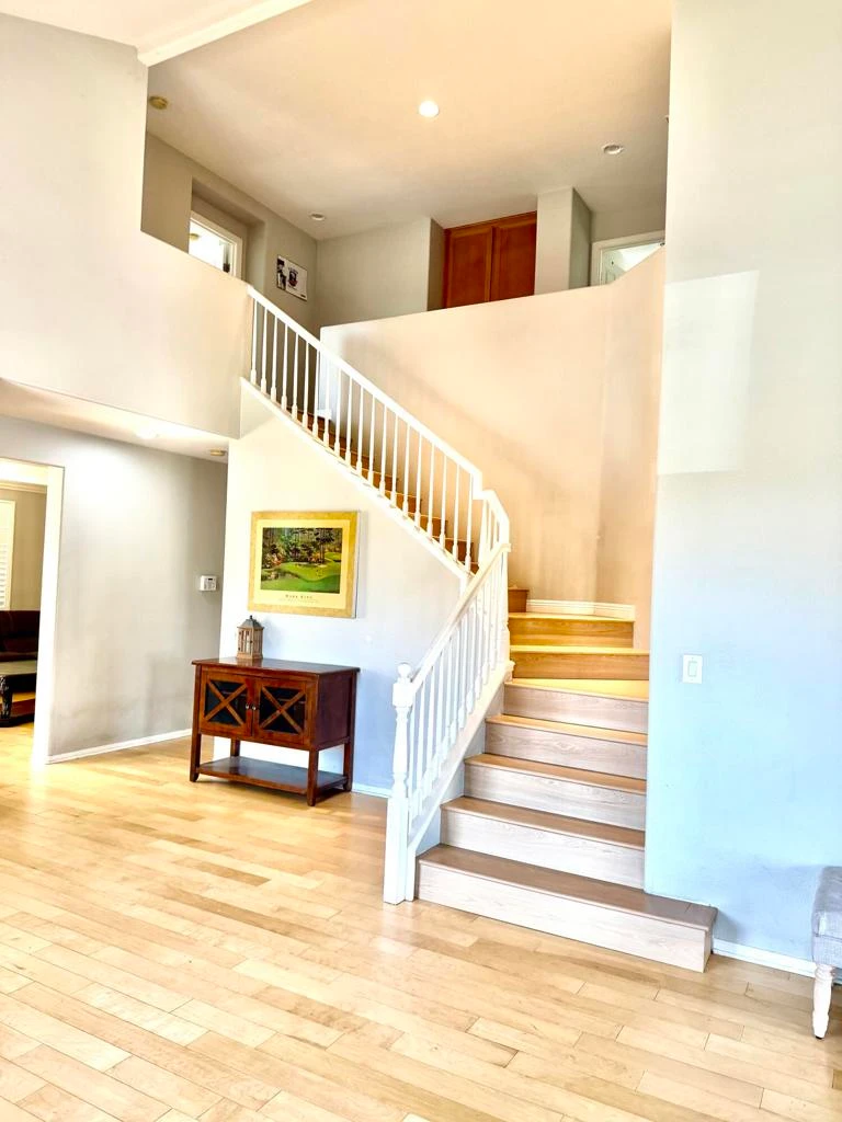 Interior 3