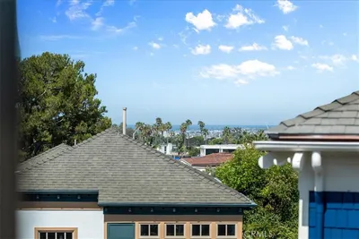 2534 Bungalow Place photo 2