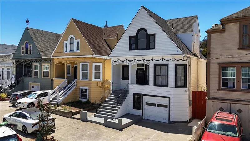 1737 McKinnon