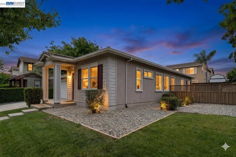 327 Goodall Dr
