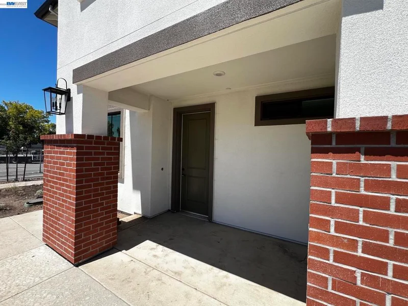 218 Church St photo 2