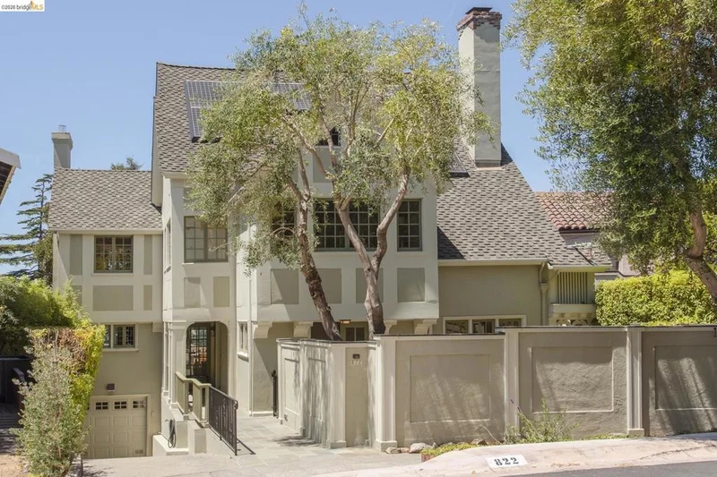822 Mendocino Ave
