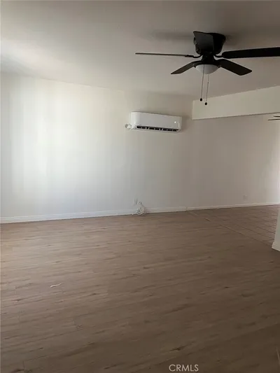 37920 Grand View Avenue photo 2