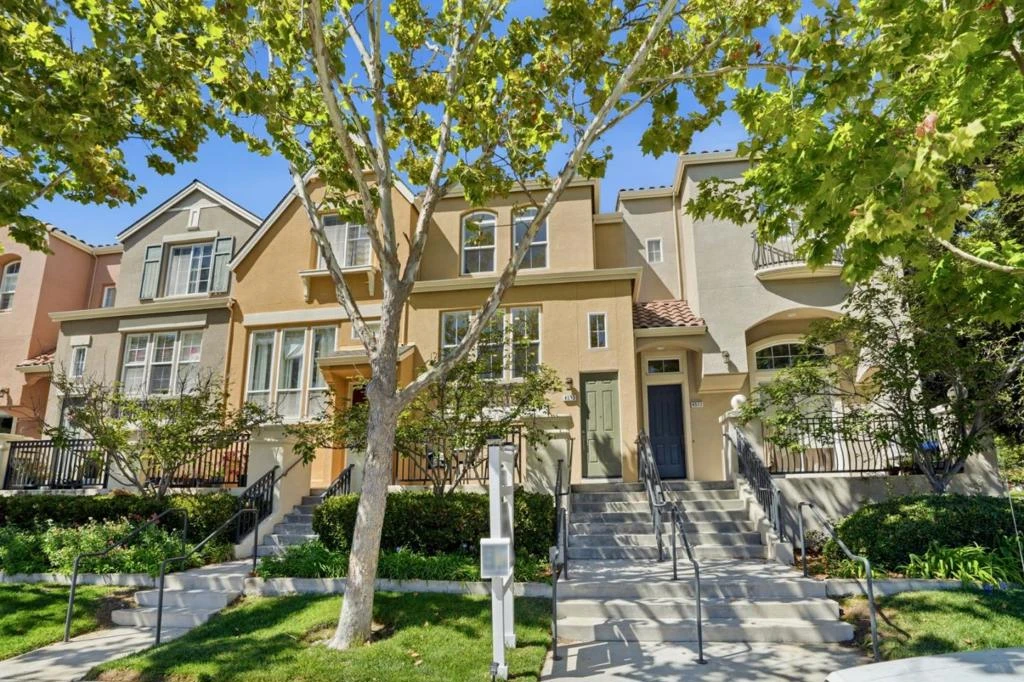 Interior 2