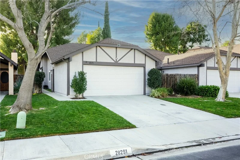 28291 Bockdale Ave. photo 2