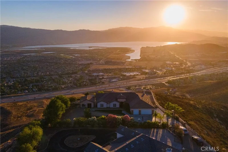 Photo 2 of 32330 Elsinore Heights