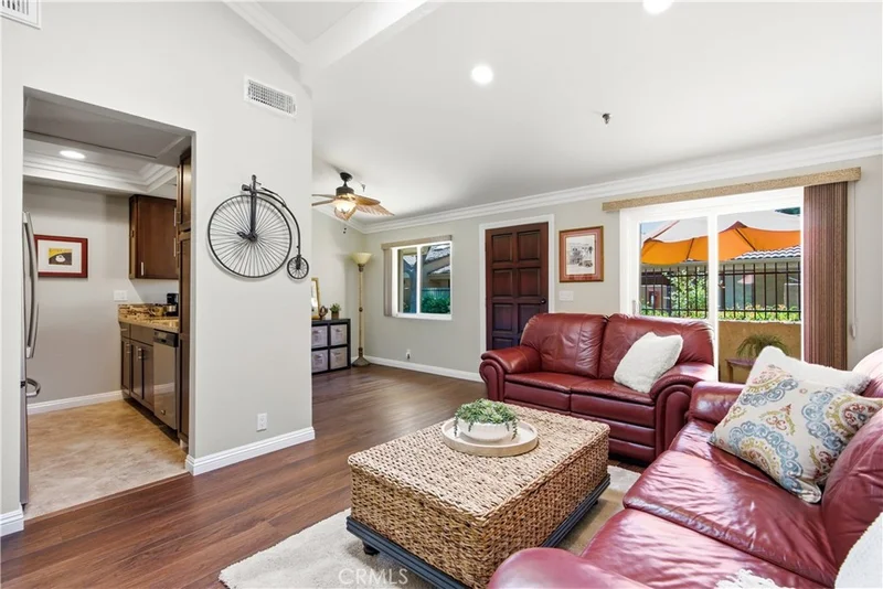 4722 Lakeview