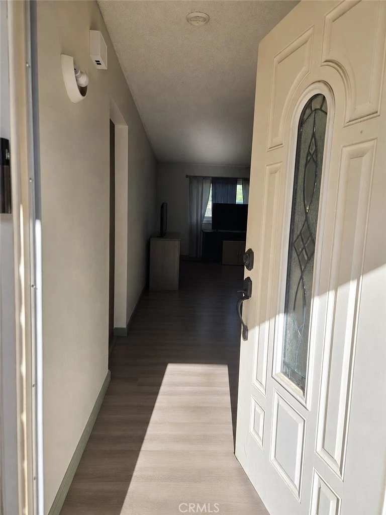 Interior 3
