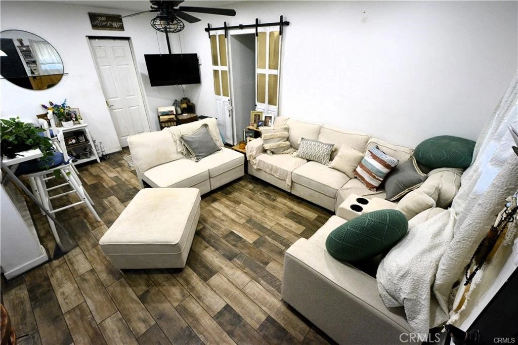 Interior 2