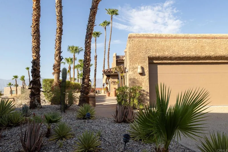 Photo 2 of 1969 Desert Vista