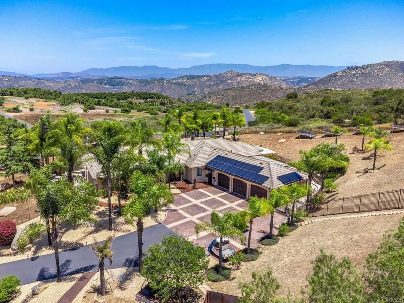 29143 Buckshot Canyon Road photo 2