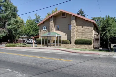 714 W Main St photo 2