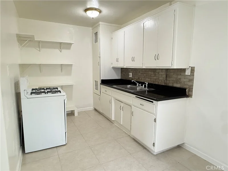 1168 E Mayfair 5 photo 2