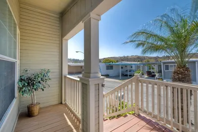 107 Shirle Lane photo 2