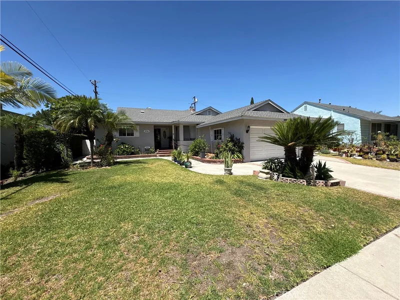 6741 E Huntdale