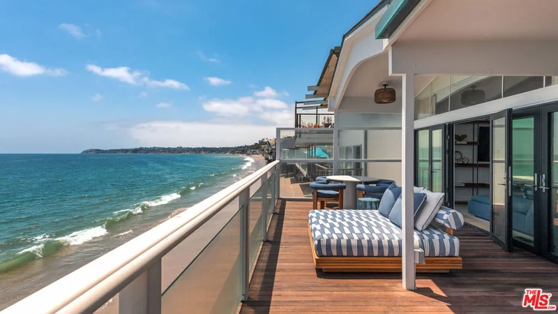Photo 2 of 27044 Malibu Cove Colony Drive