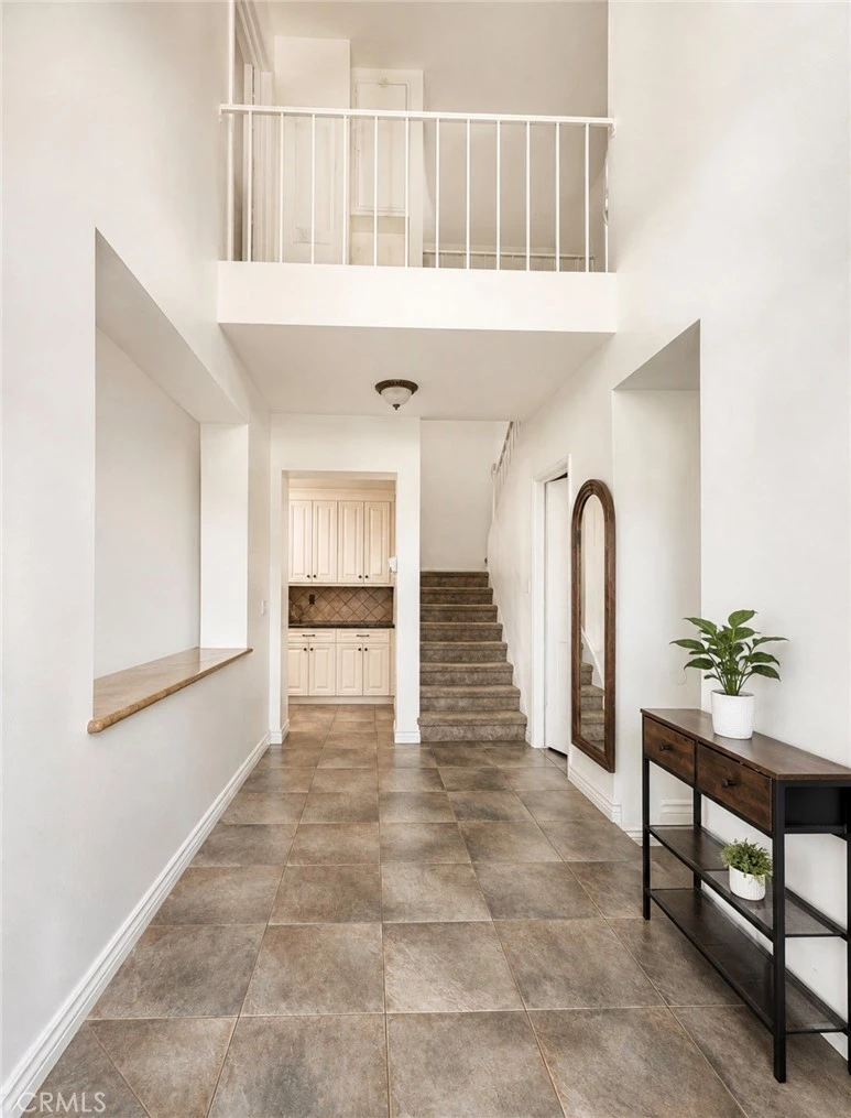 Interior 2