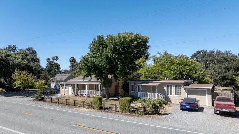 Photo 2 of 11705 Foothill Avenue