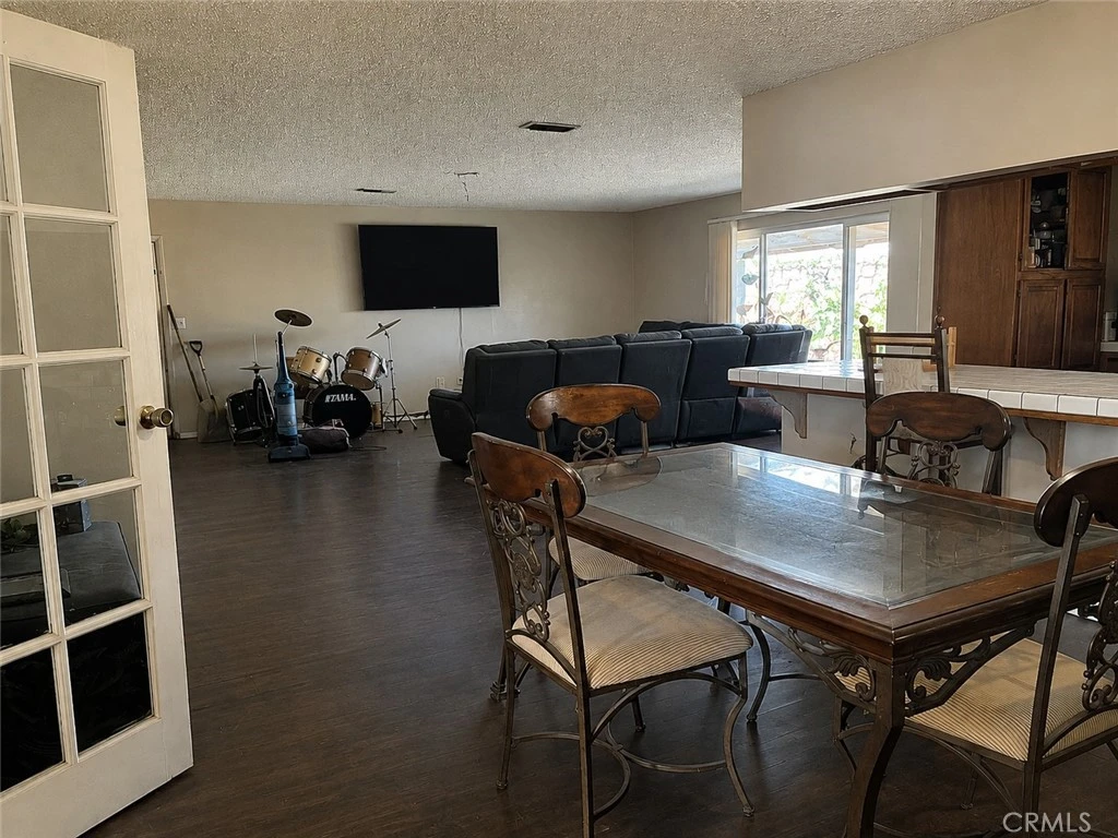 Interior 2