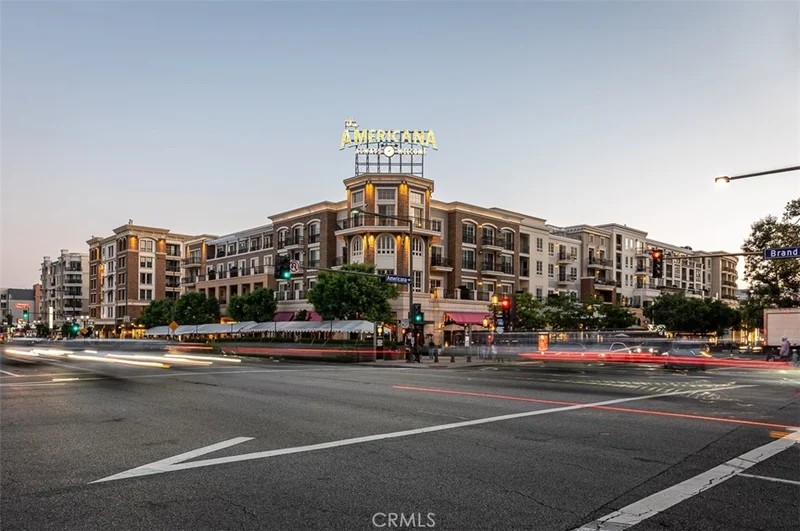 205 Caruso photo 2