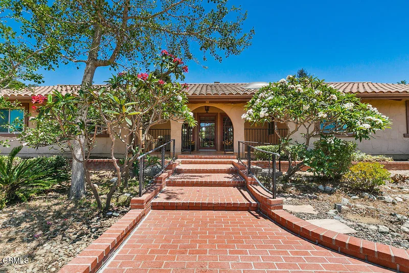 567 Avocado Place