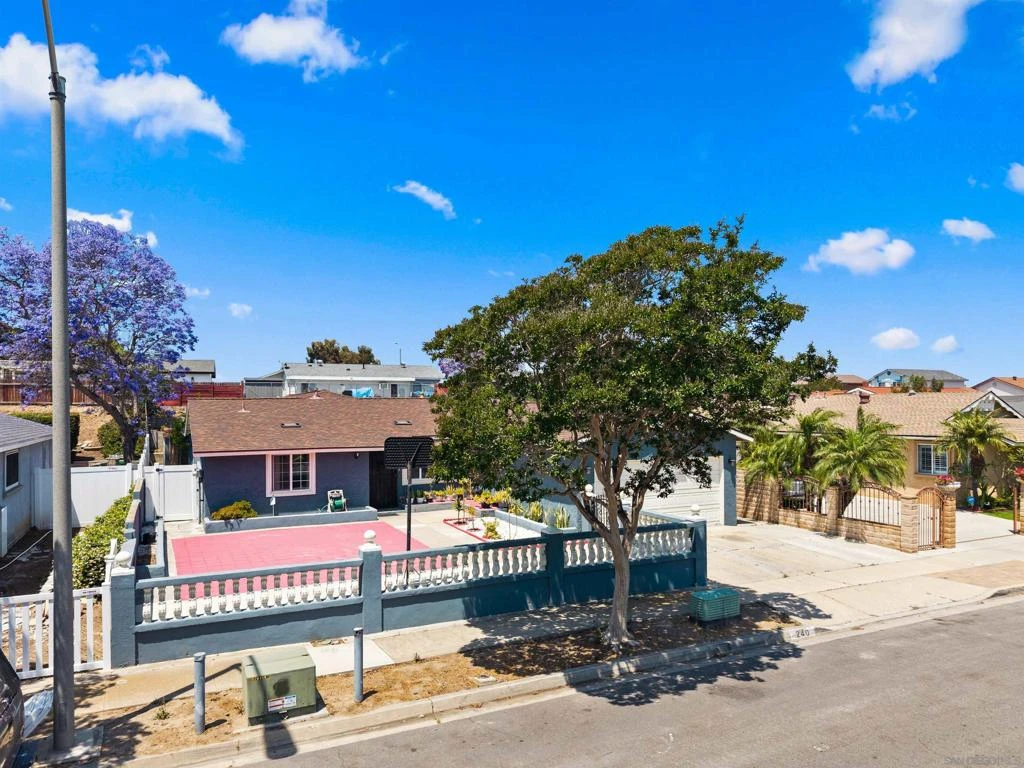 Interior 1