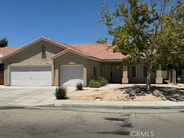 2759 Legends, Lancaster, CA 93536