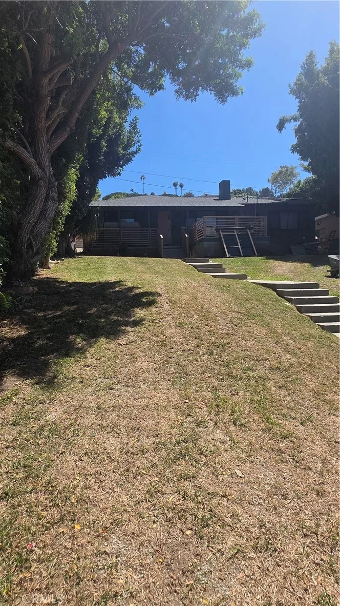 5418 Sanchez Drive photo 2