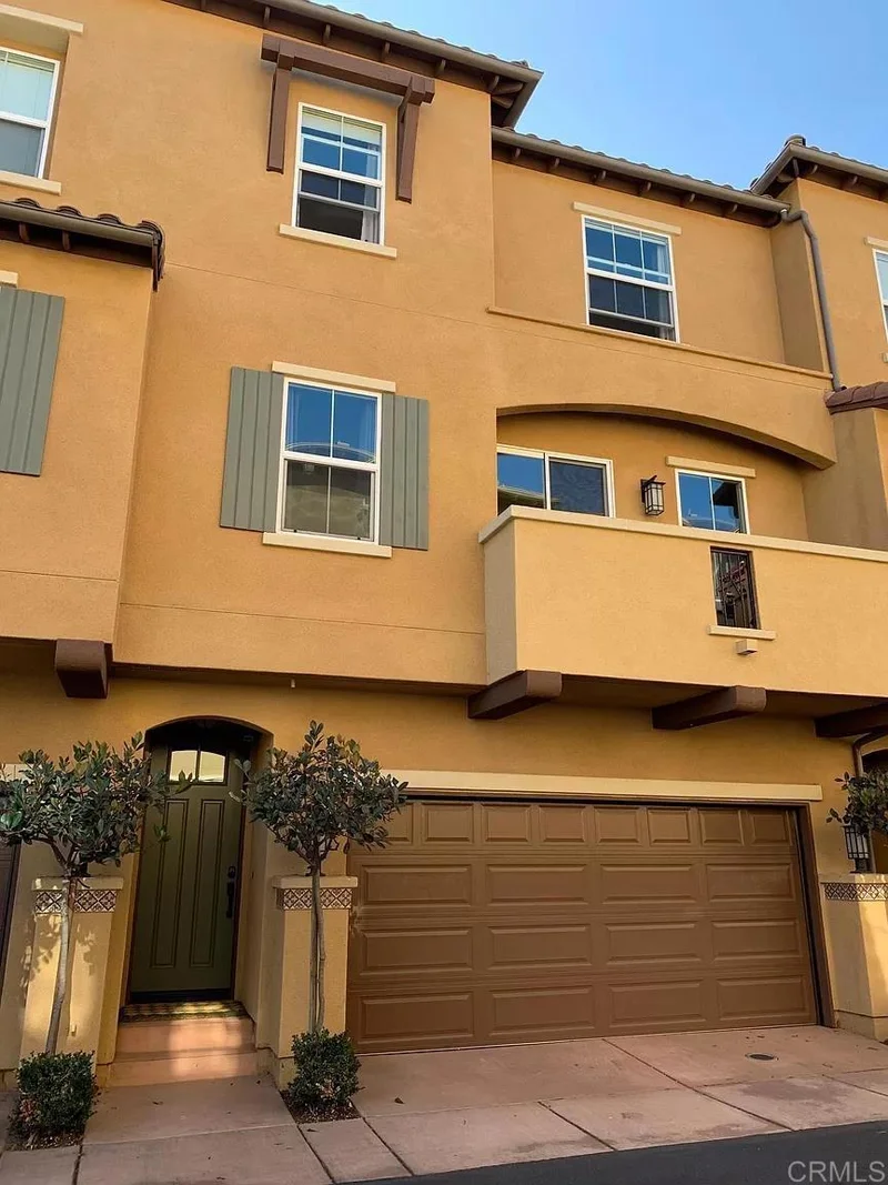 2223 Indus Way photo 2