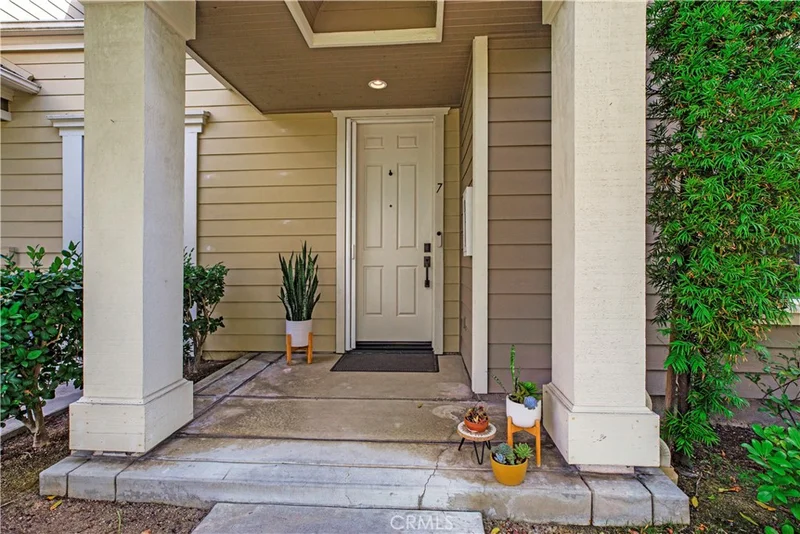 Photo 2 of 7 Herrick St