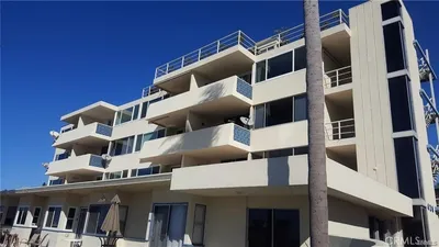 420 Monterey Lane 2A photo 2